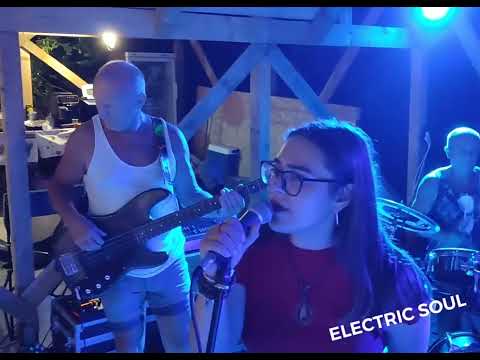 Electric Soul - Led Zeppelin - Black Dog (Live)